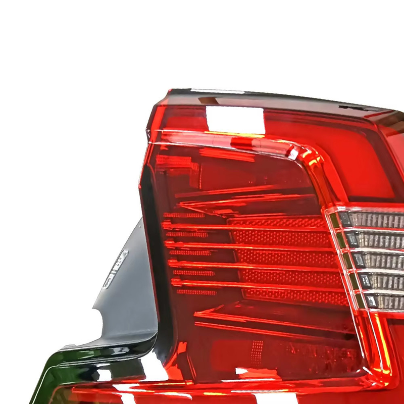 Sistem Pencahayaan Mobil Bagian OE 31108926 Lampu Lampu Belakang Kanan Otomotif Untuk Volvo S90 2017-2019 suku cadang
