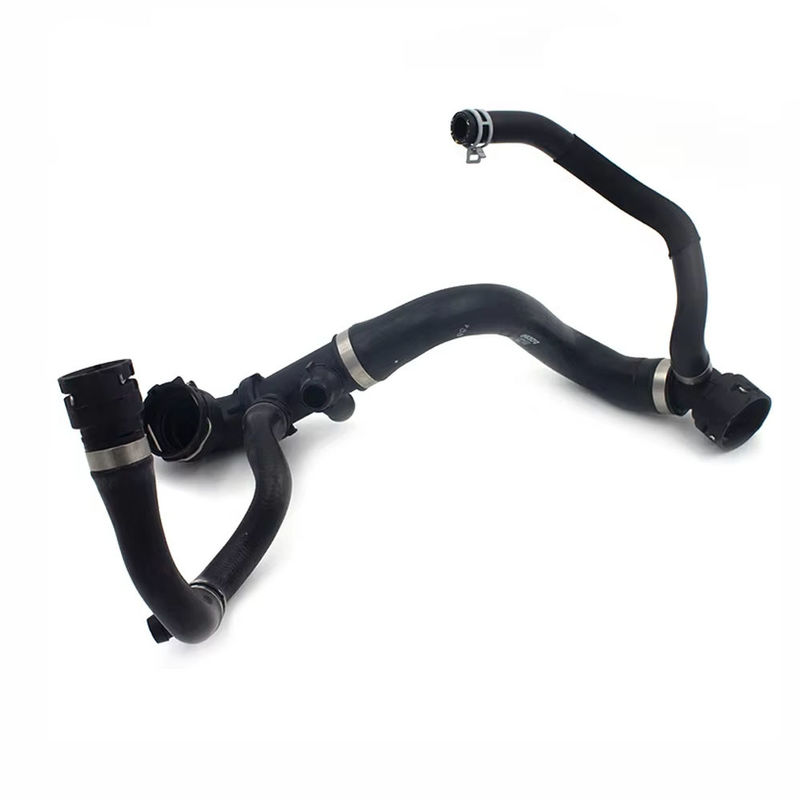 Womala Bagian Otomotif berkualitas tinggi OE 32224820 Radiator Pipa air pendingin Selang (bawah) untuk bagian Auto Parts V40 S60L XC60