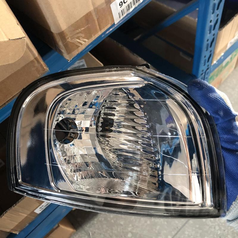 Womala belokan kanan sinyal lampu bodi OE 30655423 untuk Auto Parts S80 -06