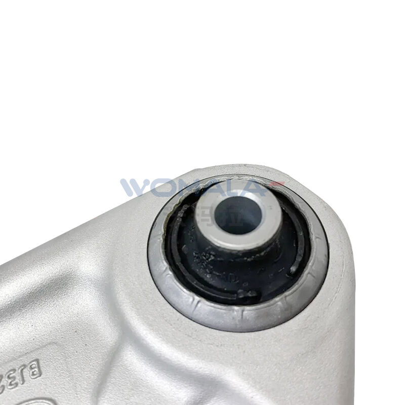 Womala OE LR078657 Front Left Lower Control Arm Assembly untuk Land Rover L538 L550